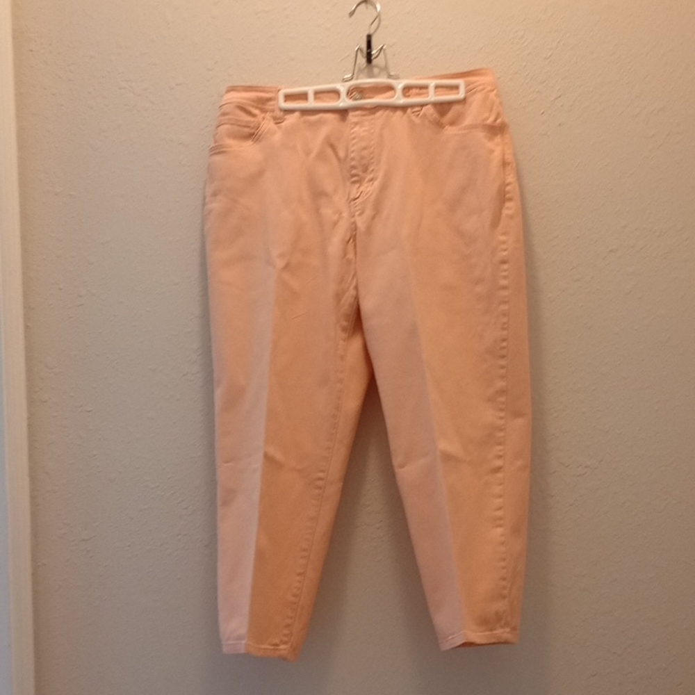 St. John's Bay Light Peach Cropped Jeans